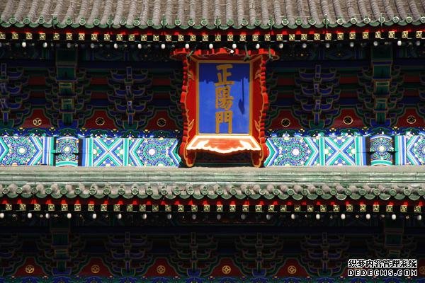 揭秘:故宫各“门”为什么没有钩? 揭秘:故宫各“门”为什么没有钩?